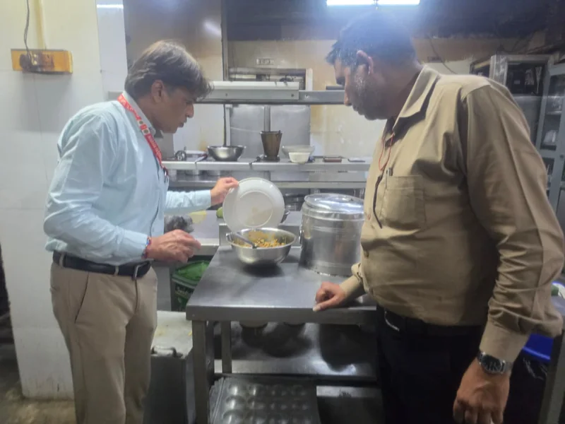 खाद्य सुरक्षा प्रशासन द्वारा होटल-रेस्टोरेंटों का व्यापक निरीक्षण