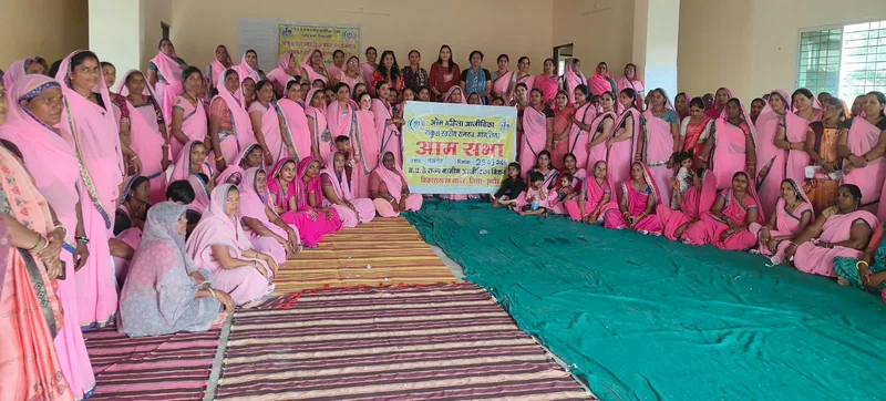 सेवा संकल्प अभियान के तहत ग्रामीण आजीविका मिशन संकुल स्तरीय संगठनों की साधारण सभाओं का आयोजन